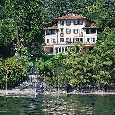 Villa San Siro Sleeps 20 With Pool And Air Con